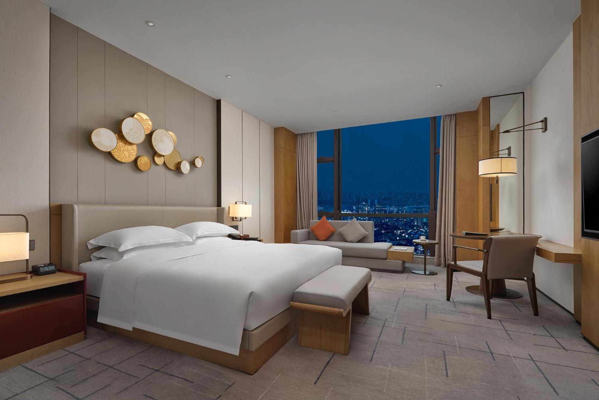 Dongguan Dongcheng International Hotel - Free Shuttle Buses For Executive Room Guests During Canton Fair Εξωτερικό φωτογραφία