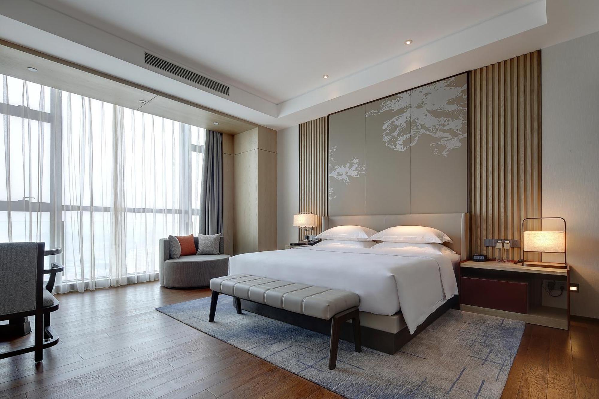 Dongguan Dongcheng International Hotel - Free Shuttle Buses For Executive Room Guests During Canton Fair Εξωτερικό φωτογραφία