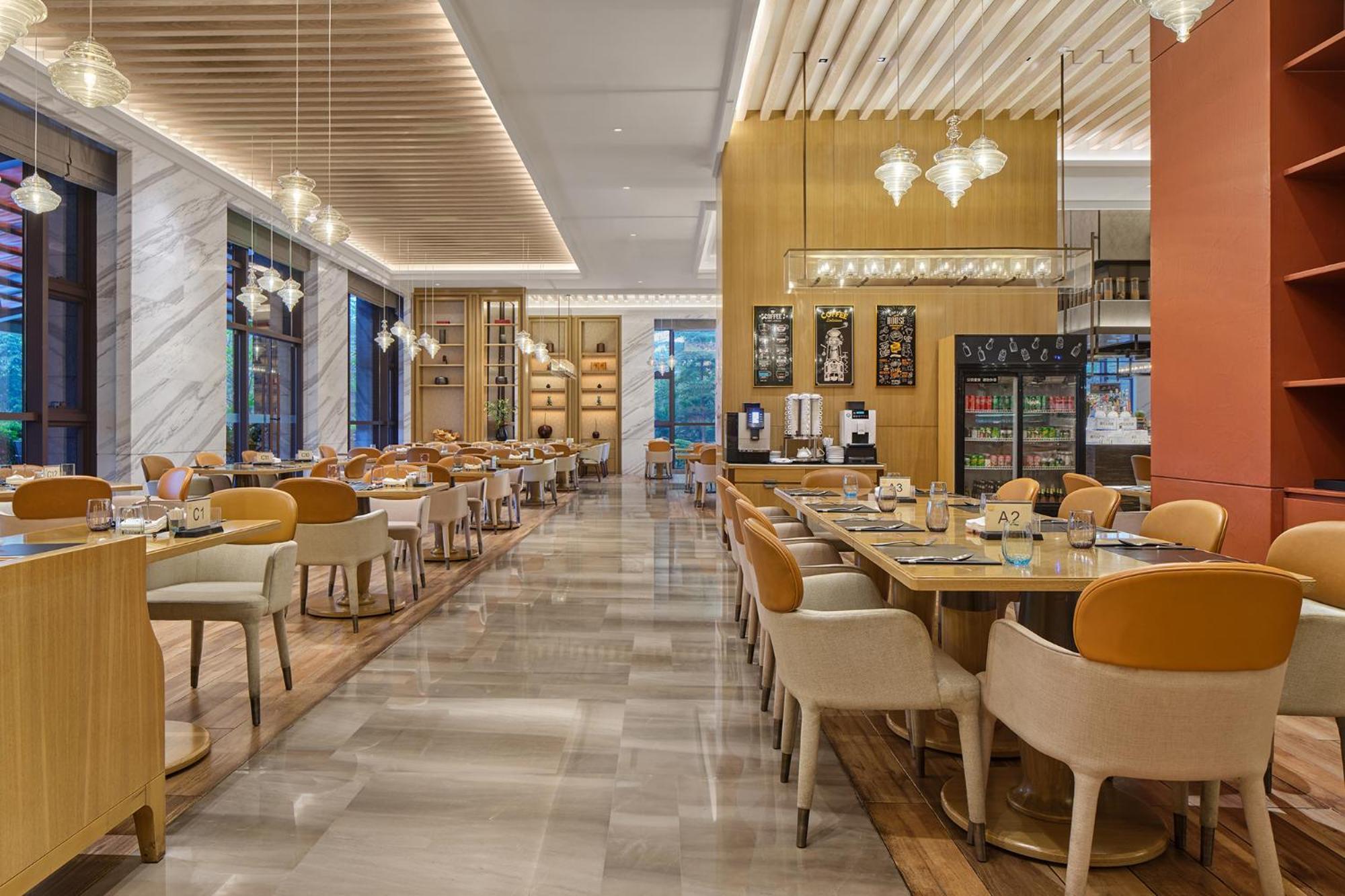 Dongguan Dongcheng International Hotel - Free Shuttle Buses For Executive Room Guests During Canton Fair Εξωτερικό φωτογραφία