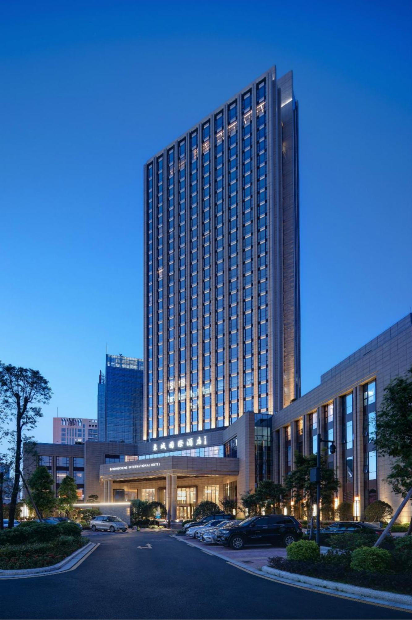 Dongguan Dongcheng International Hotel - Free Shuttle Buses For Executive Room Guests During Canton Fair Εξωτερικό φωτογραφία