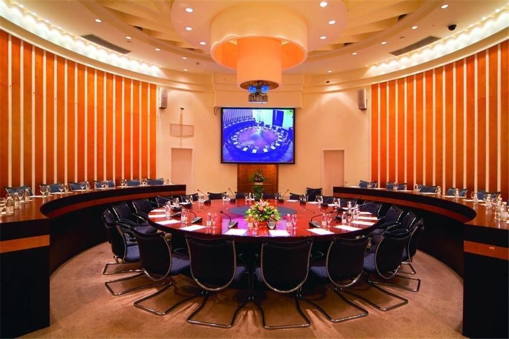 Dongguan Dongcheng International Hotel - Free Shuttle Buses For Executive Room Guests During Canton Fair Εξωτερικό φωτογραφία